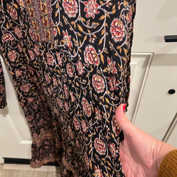 Knox Rose Medium Brown and Orange Tiered Sundress with Bishop Sleeves - Picture 7 of 11